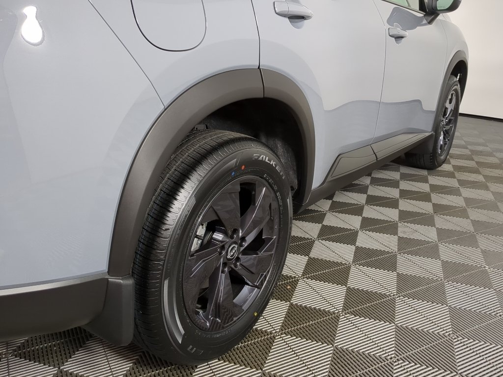 New 2026 Boulder Gray Pearl Nissan SV image 8