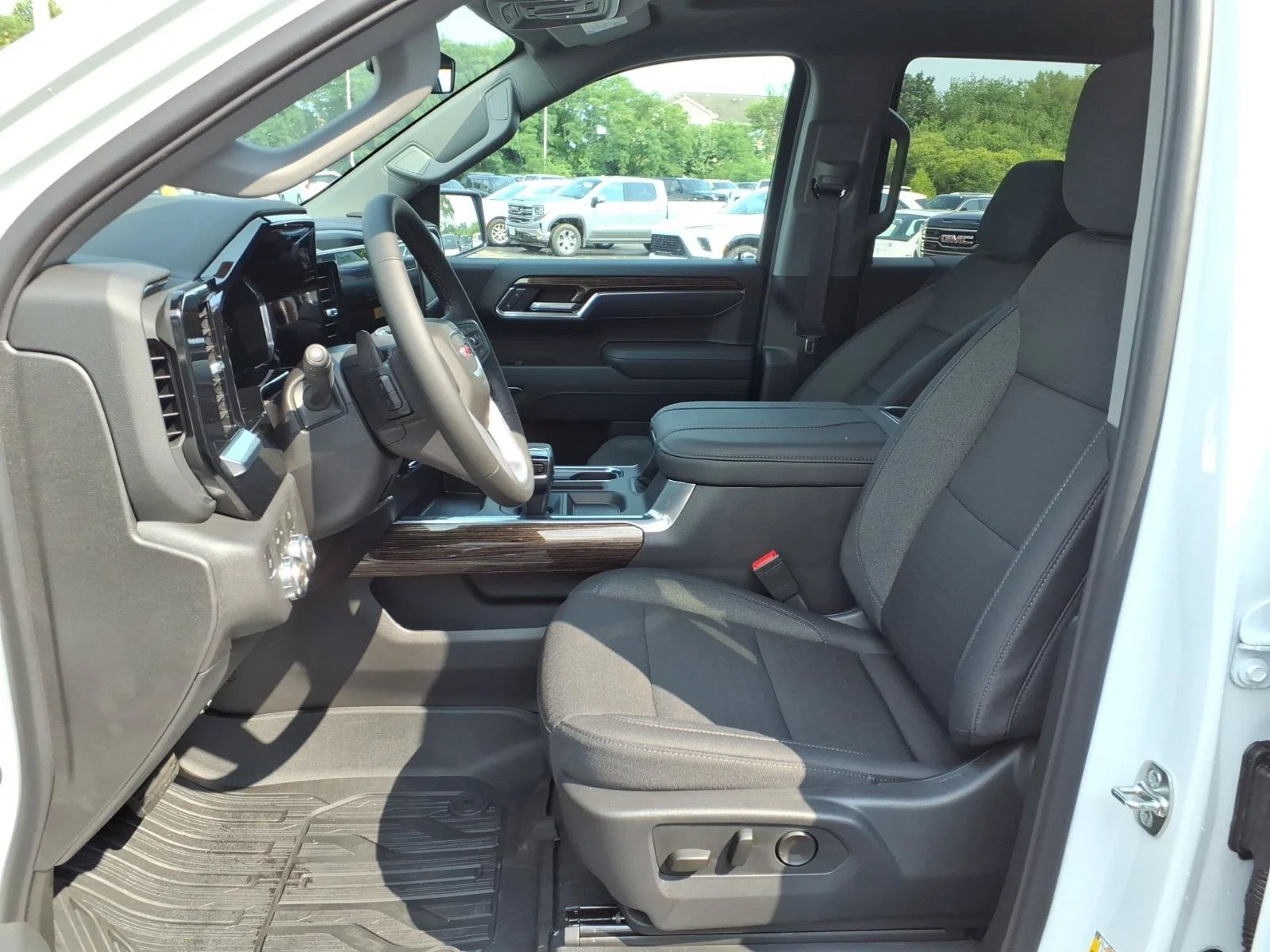 2026 GMC Sierra 1500 Elevation - Photo 4