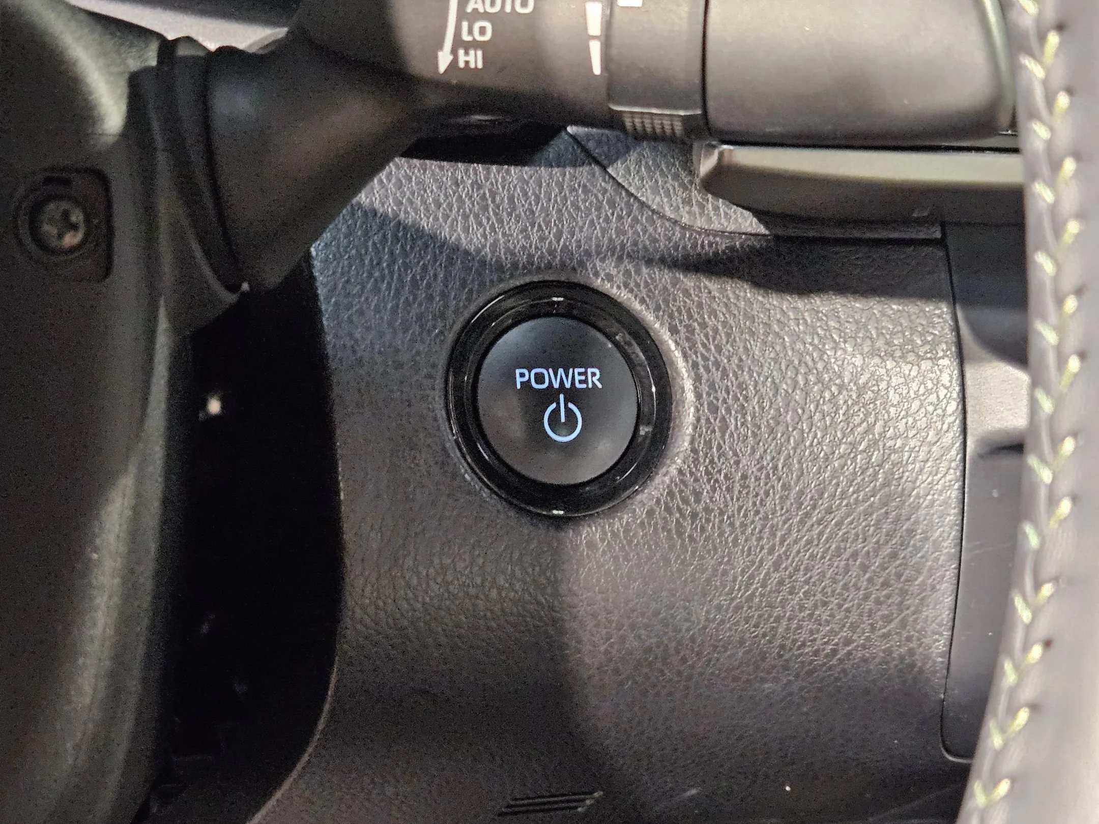 Certified Used 2025 Wind Chill Pearl Toyota XLE image 34