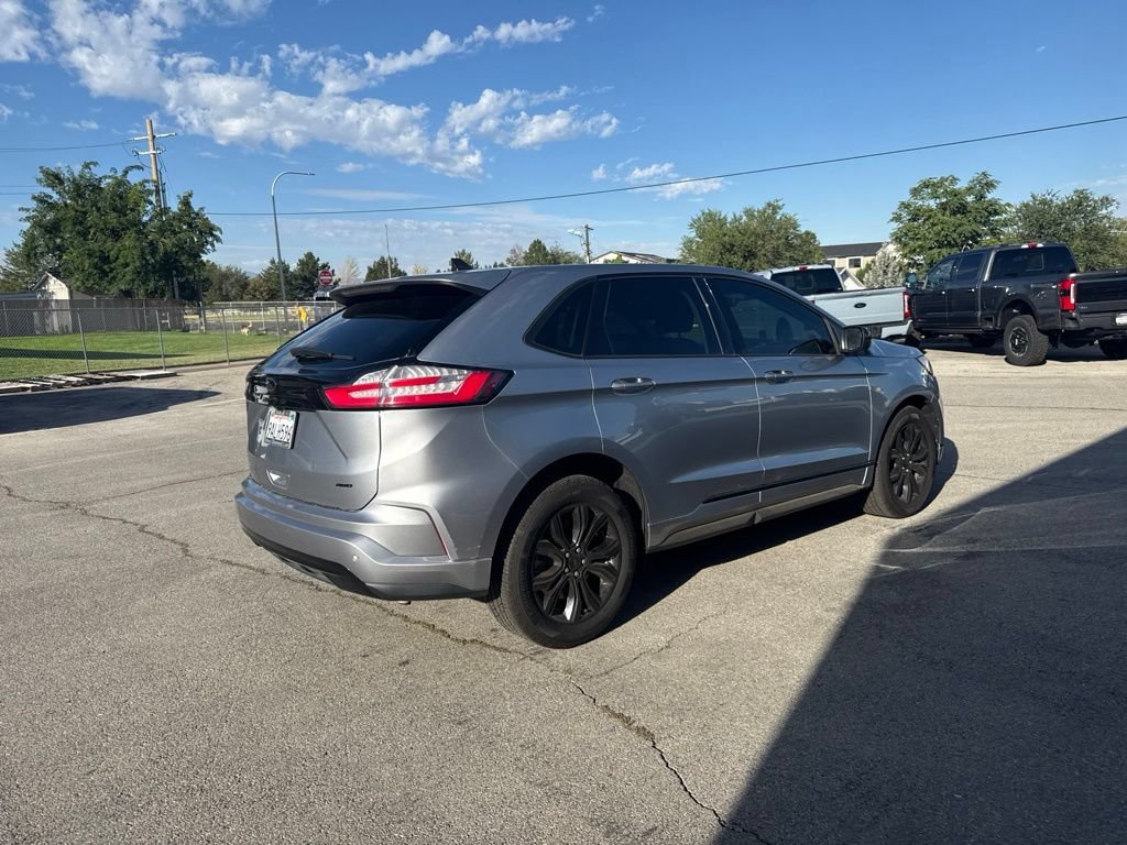 Certified Used 2022 Silver Metallic Ford SE image 5
