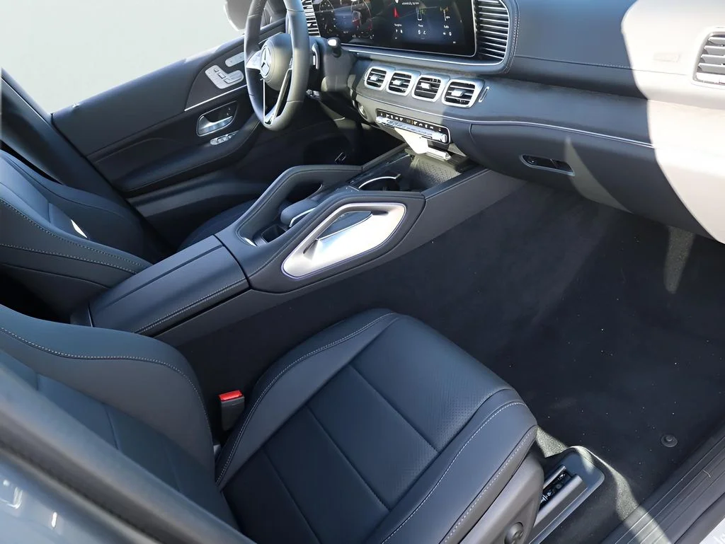 Used 2026 Gray Mercedes-Benz GLE 350 image 16