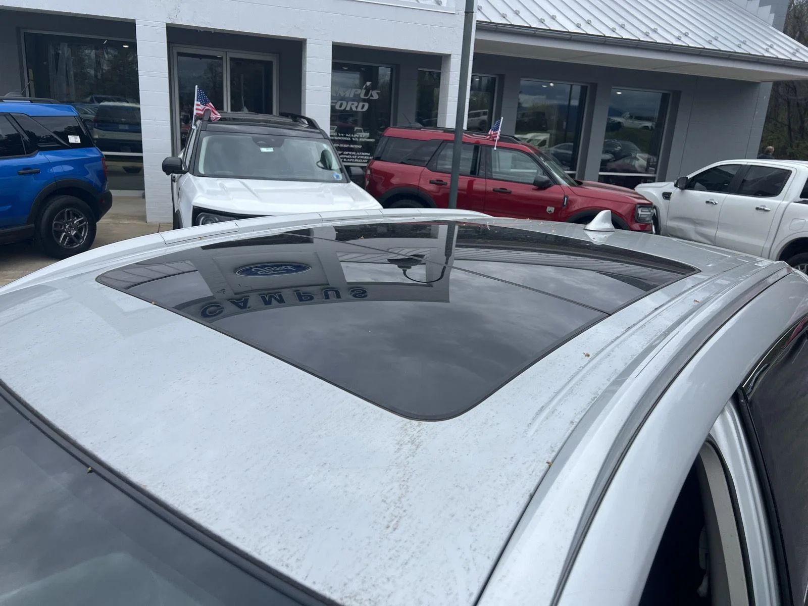 Certified Used 2017 Brilliant Silver Metallic Nissan SL image 9