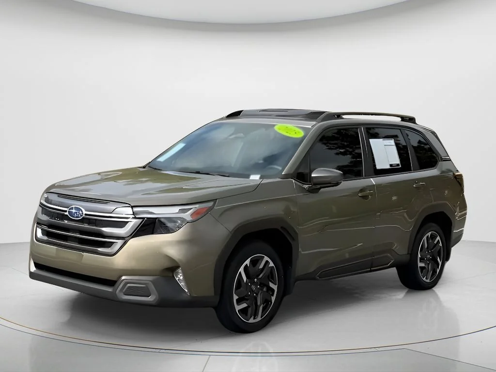 2025 Subaru Forester Limited's photo