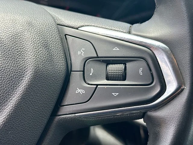 Used 2024 Black Chevrolet ACTIV image 41