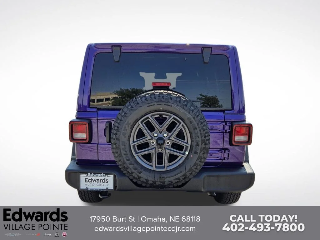 New 2026 Reign Exterior Paint Jeep Sport S image 4