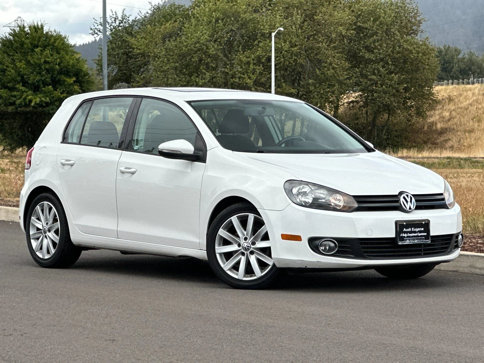 Used 2011 White Volkswagen TDI image 1