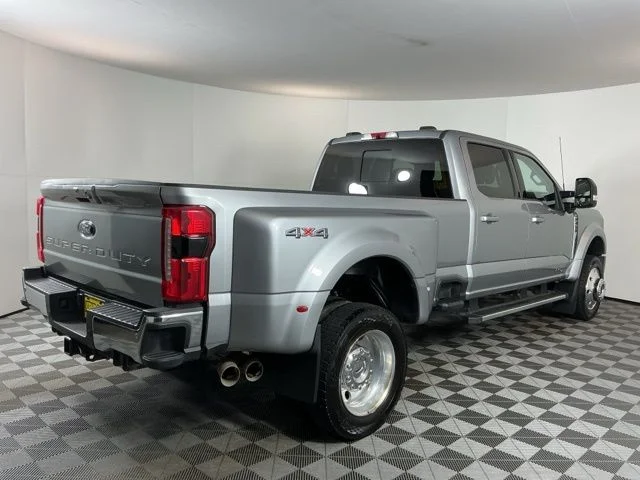 Certified Used 2024  Ford Lariat image 4