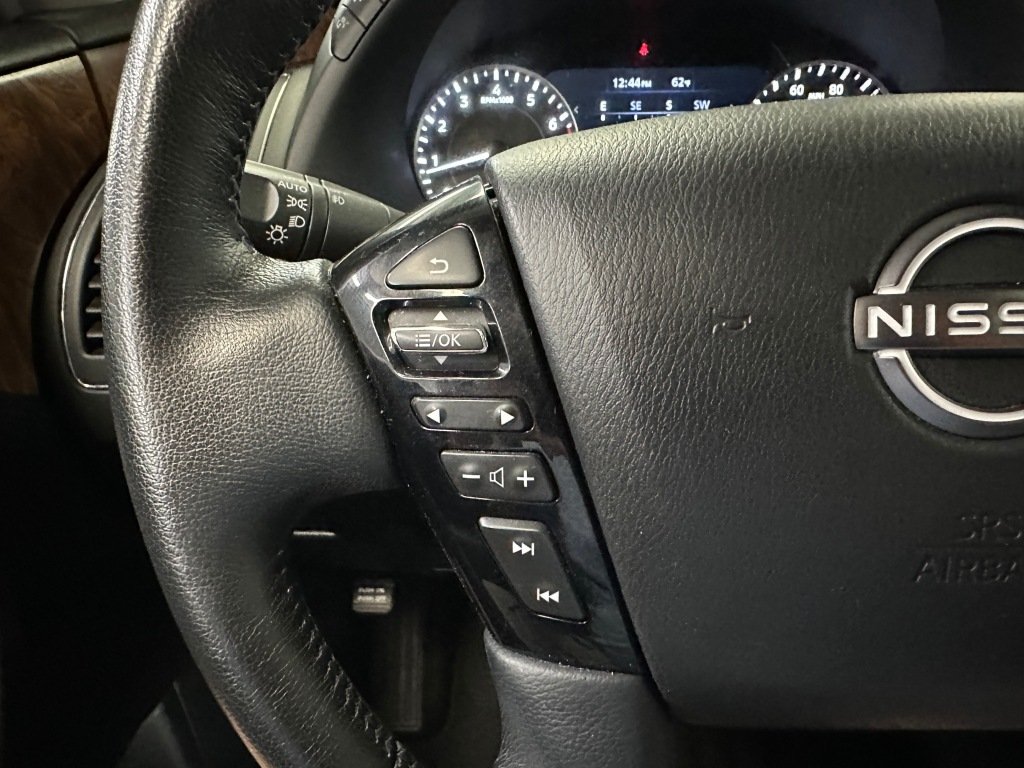 Used 2024 Super Black Nissan SL image 9