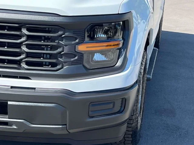 New 2026 Oxford White Ford XL image 9