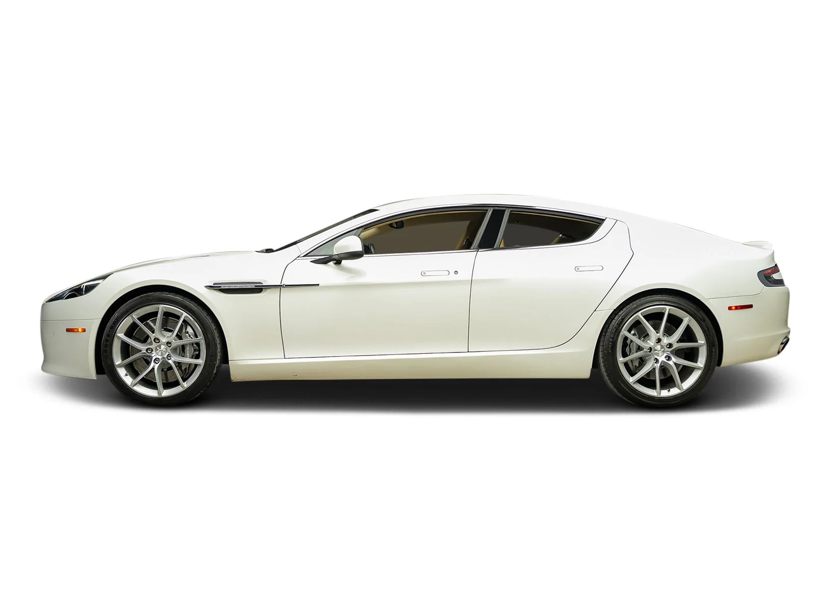Used 2015 White Aston Martin Base image 23