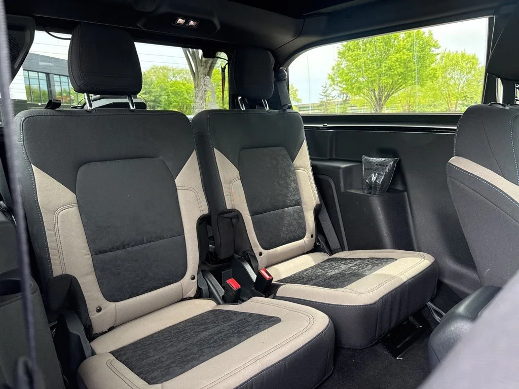 Used 2022 Black Ford Wildtrak image 30