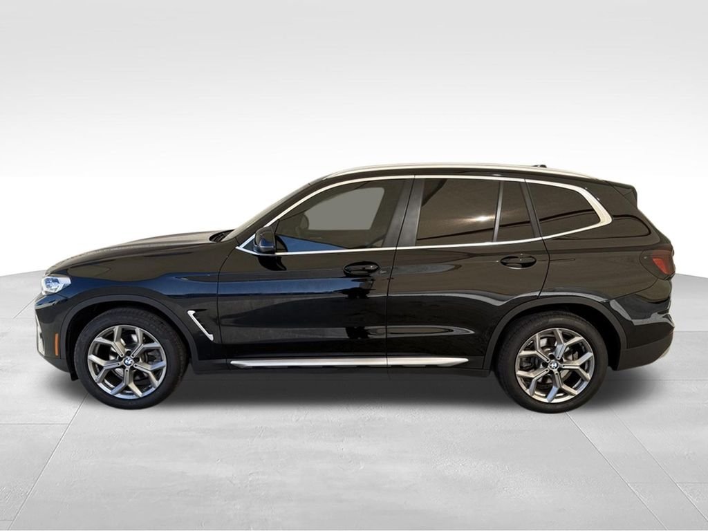 Used 2022 Jet Black BMW sDrive30i image 8