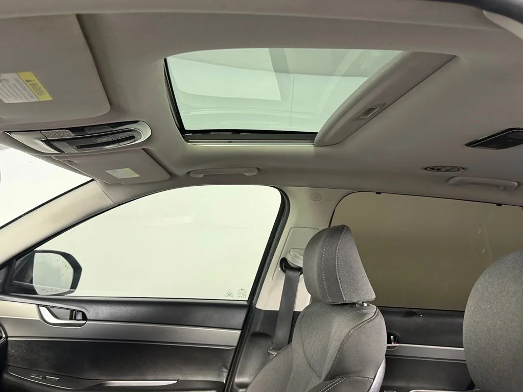 Certified Used 2022 Gray Hyundai SEL image 22