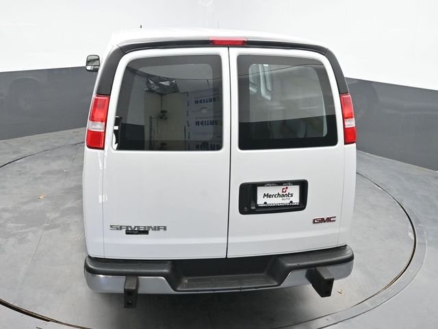 Used 2025 White GMC Work Van image 28