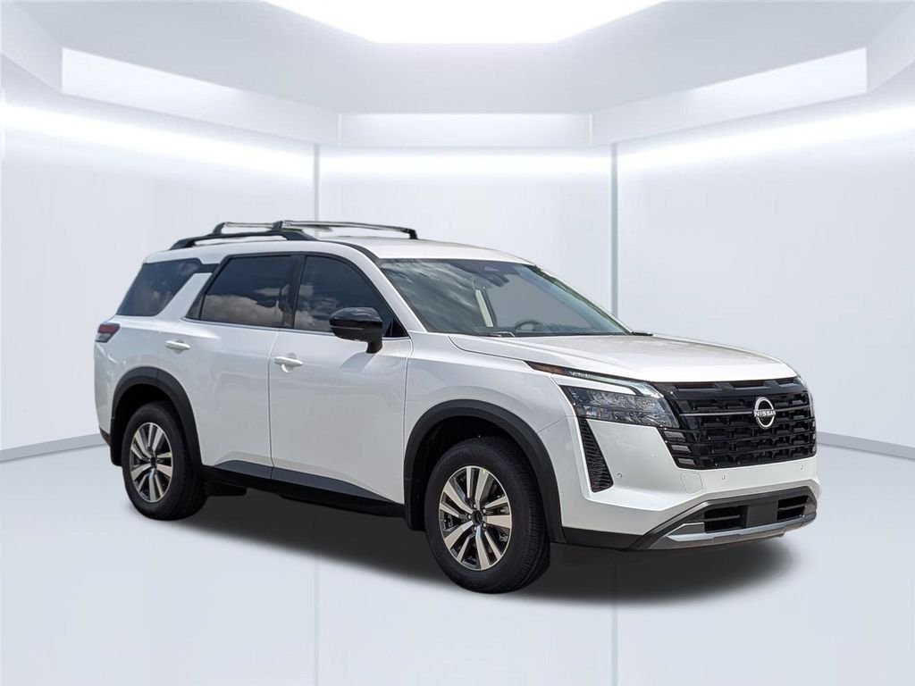 New 2026 Everest White Pearl TriCoat Nissan SL image 10