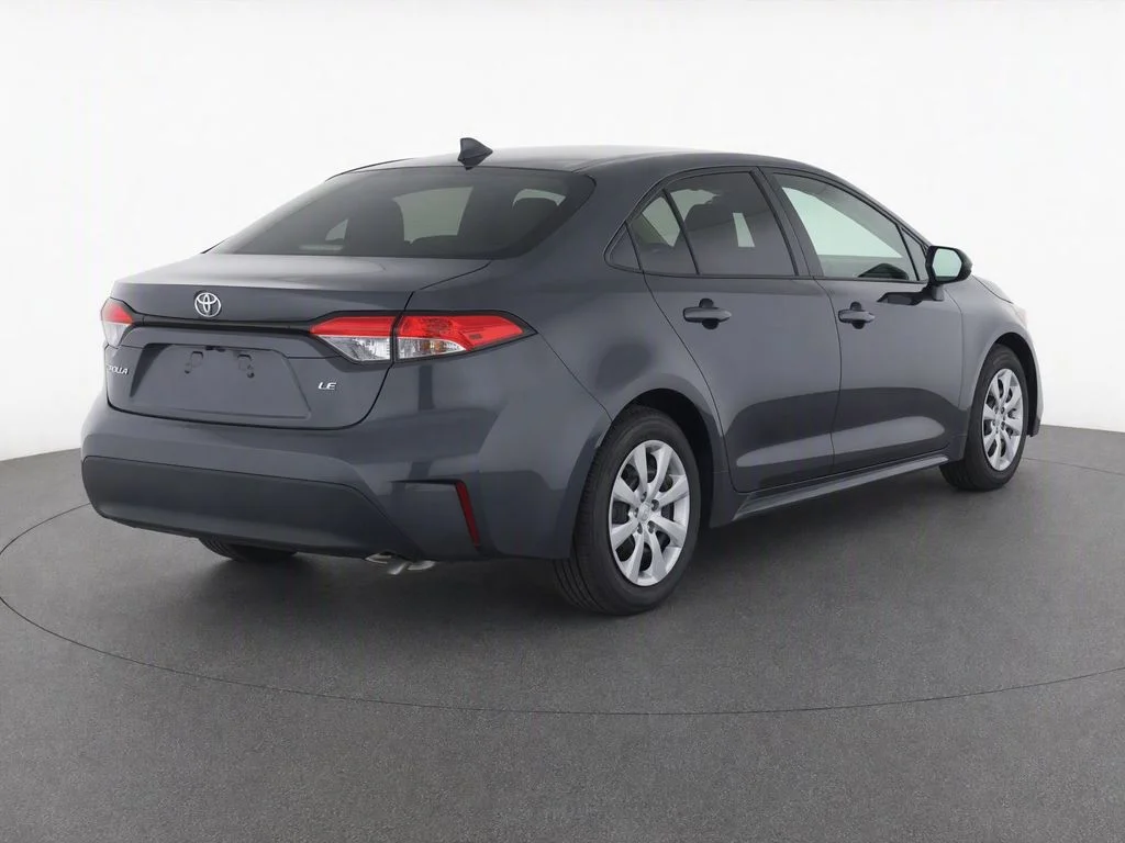 Used 2024  Toyota LE image 5