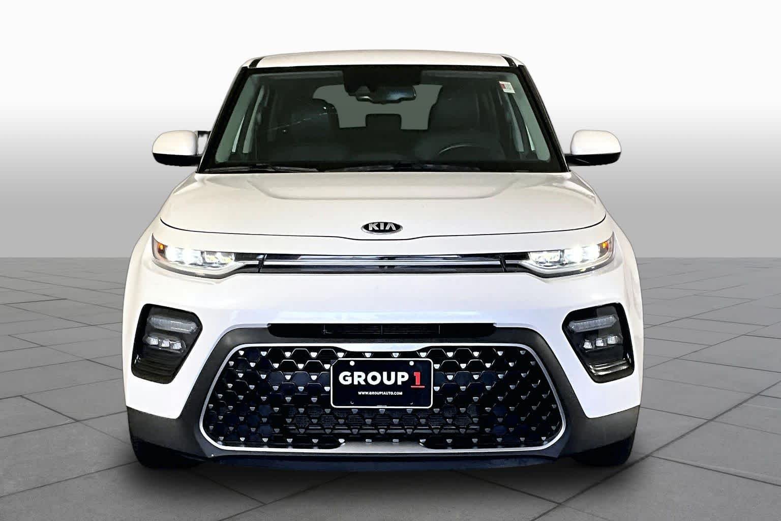 Used 2020 Snow White Pearl Kia EX image 4