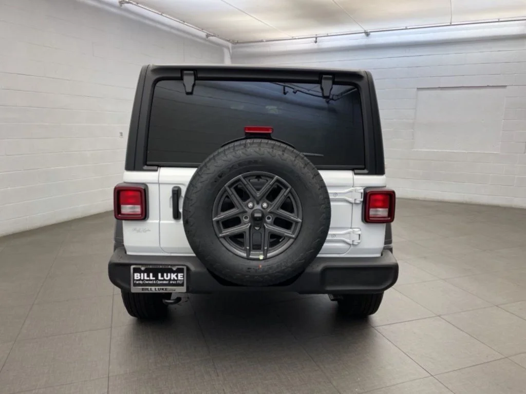 New 2026 White Jeep Sport S image 4