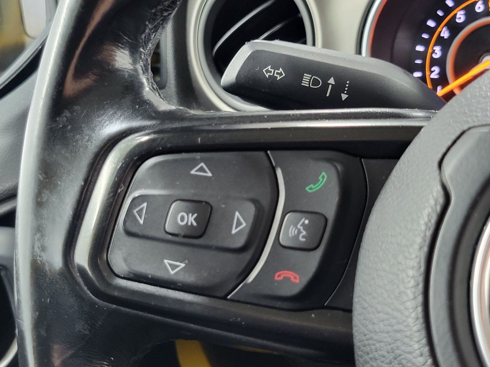 Used 2019 Yellow Jeep Unlimited Sport S image 15