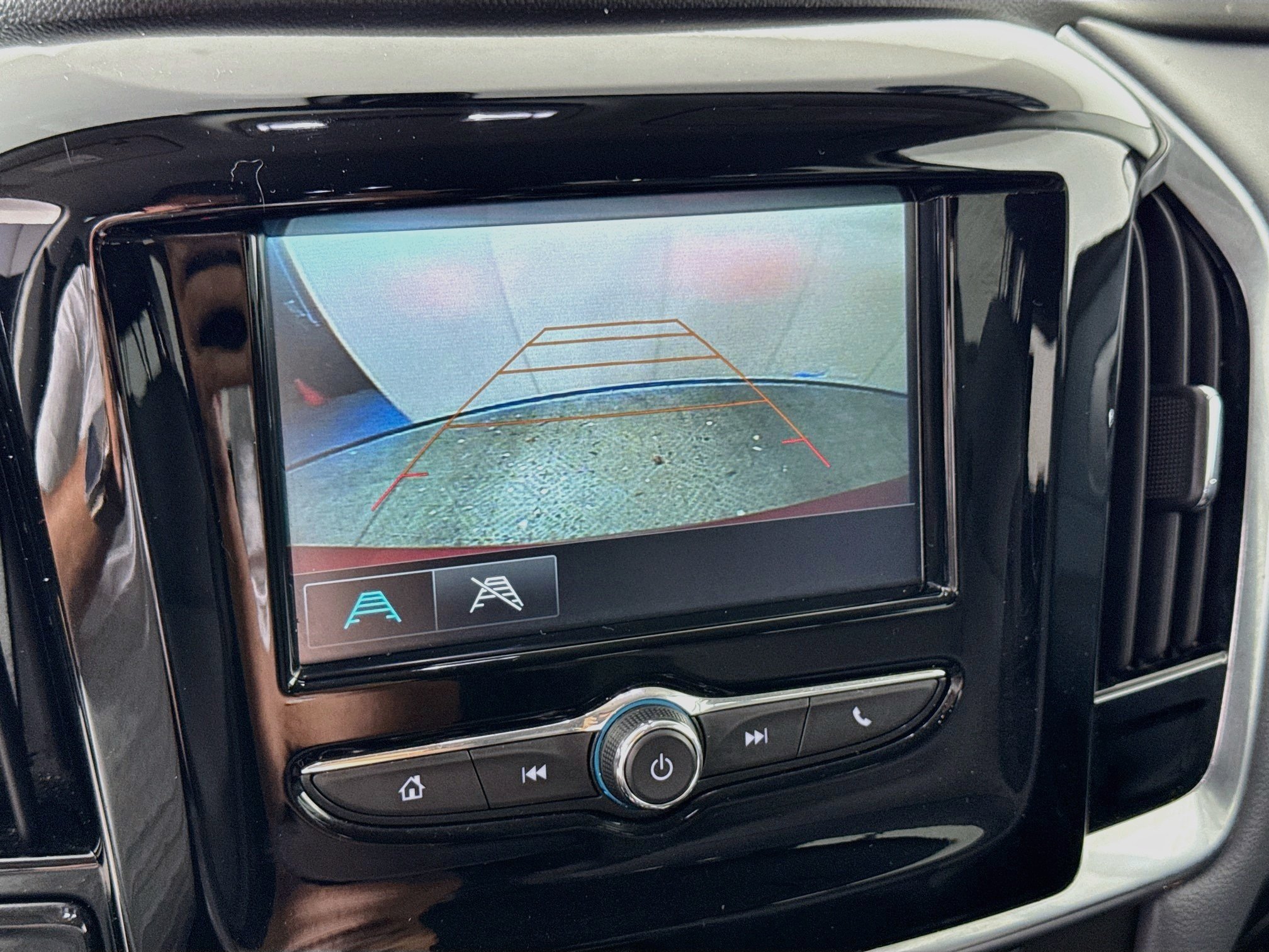 Used 2019 Cajun Red Tintcoat Chevrolet LT Cloth image 13