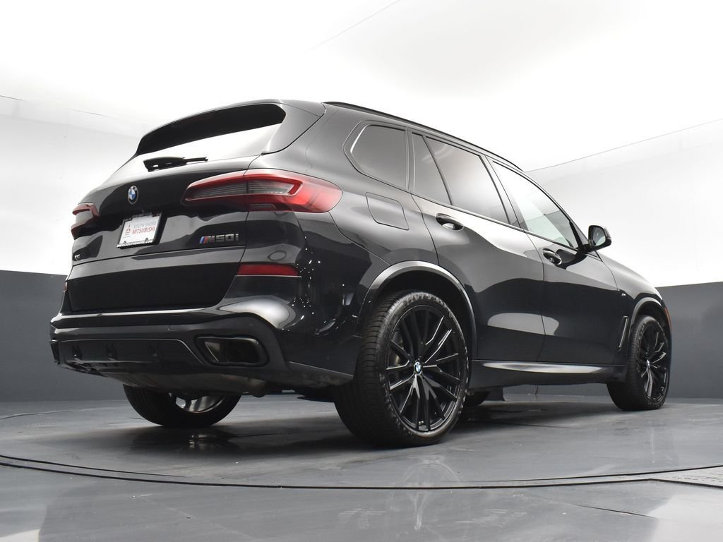 Used 2021 Black BMW M50i image 22