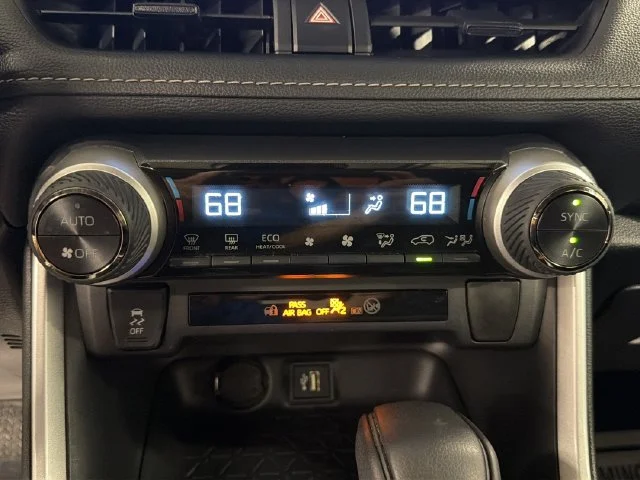 Certified Used 2025 Silver Toyota XLE image 19