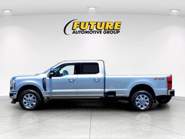 Used 2024 Silver Ford Lariat image 7