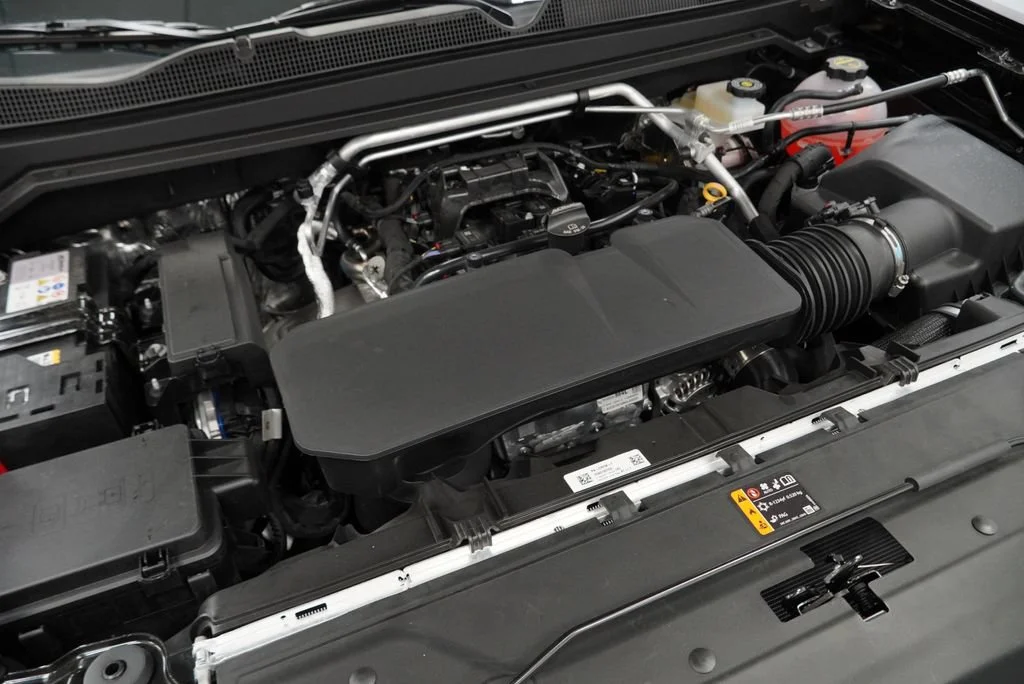 New 2026 Black Chevrolet LT image 38