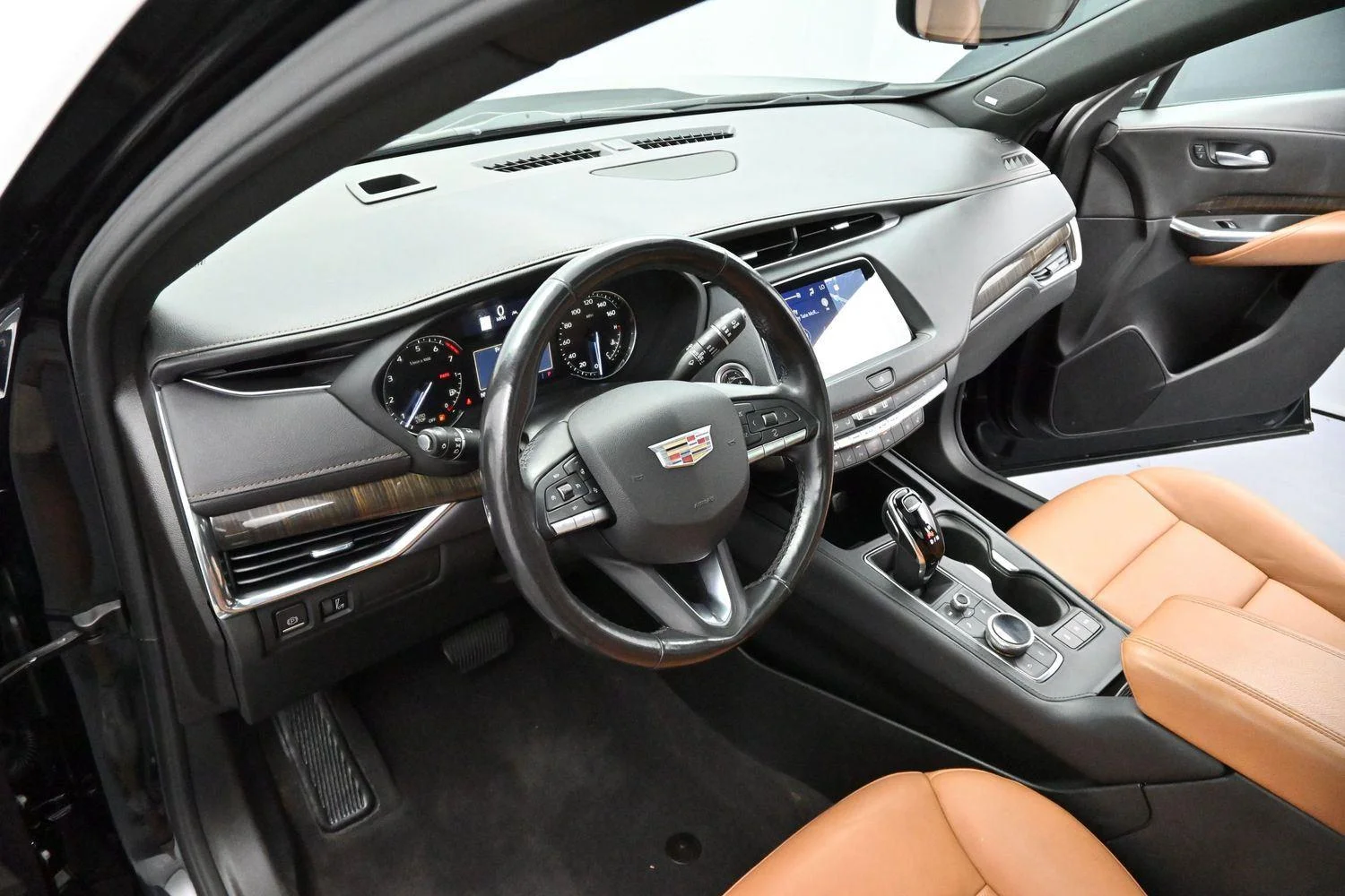 Used 2022 Stellar Black Metallic Cadillac Premium Luxury image 14