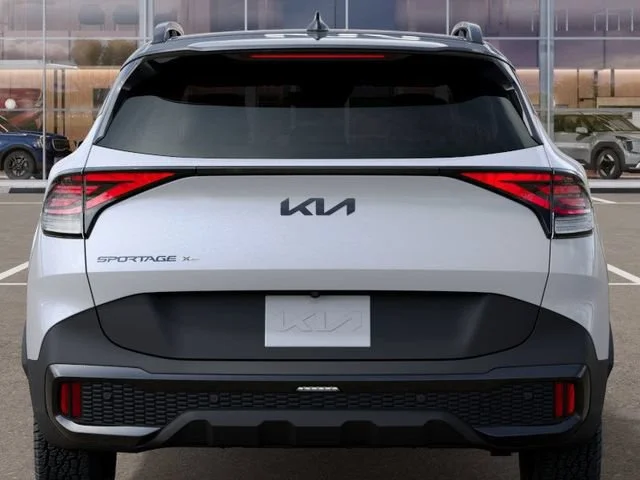 New 2025 Glacier White Pearl/Ebony Black Roof Kia X-Pro Prestige image 13