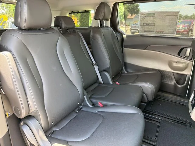 New 2026 Silver Kia EX image 22