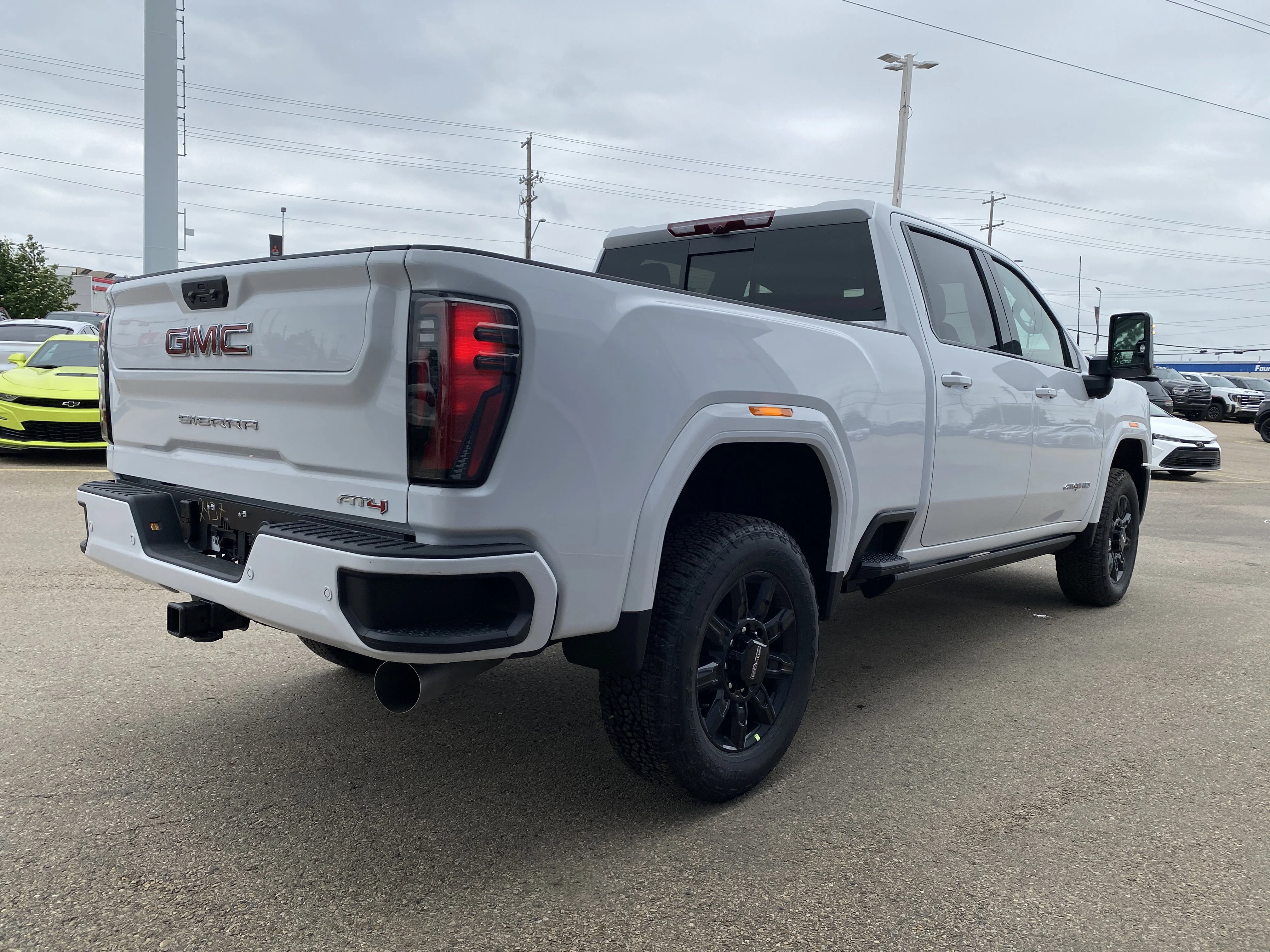 New 2026 Summit White GMC AT4 image 7