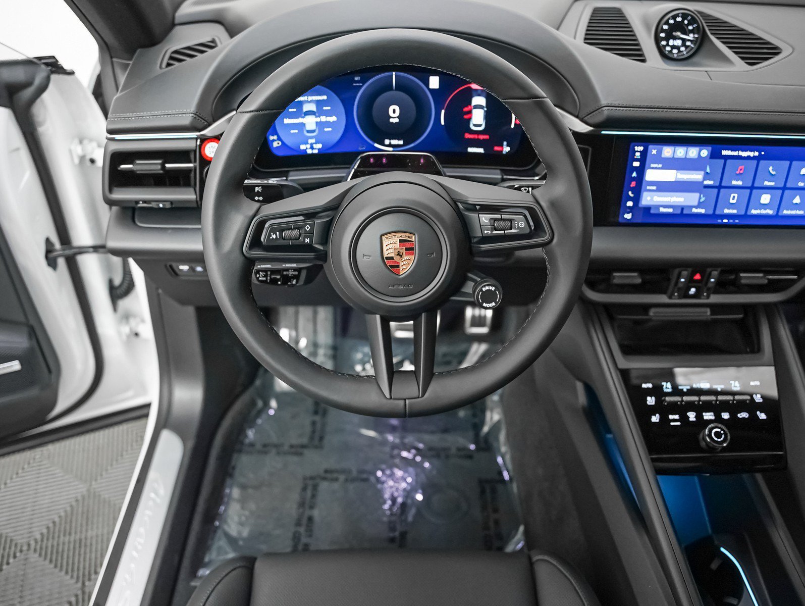 2026 Porsche Macan S - Photo 15