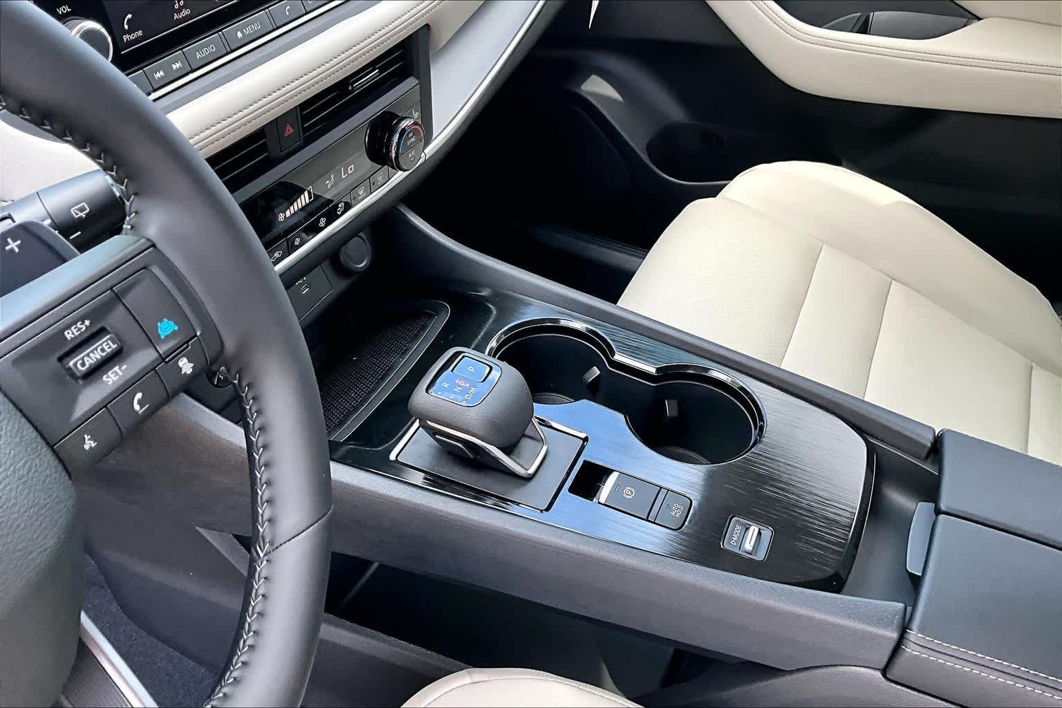 New 2026 Obsidian Green Pearl Nissan Dark Armor image 11