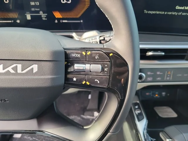 New 2026 Wolf Gray Kia S image 17