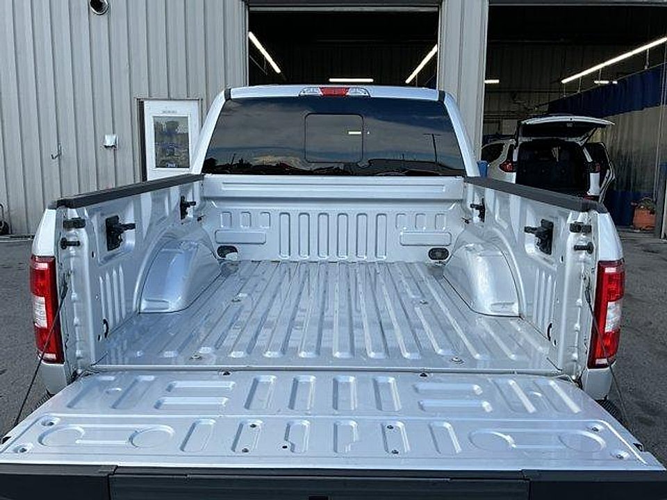 Used 2019 Silver Ford LARIAT image 21