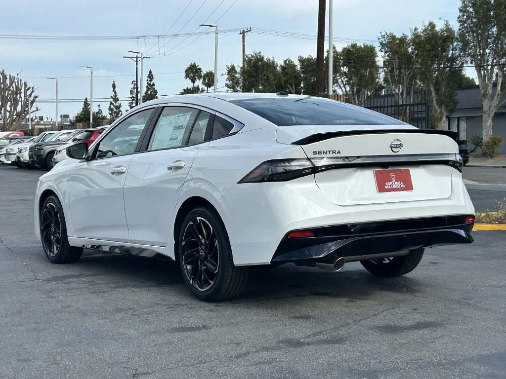 New 2027 Aspen White TriCoat Nissan SR image 2