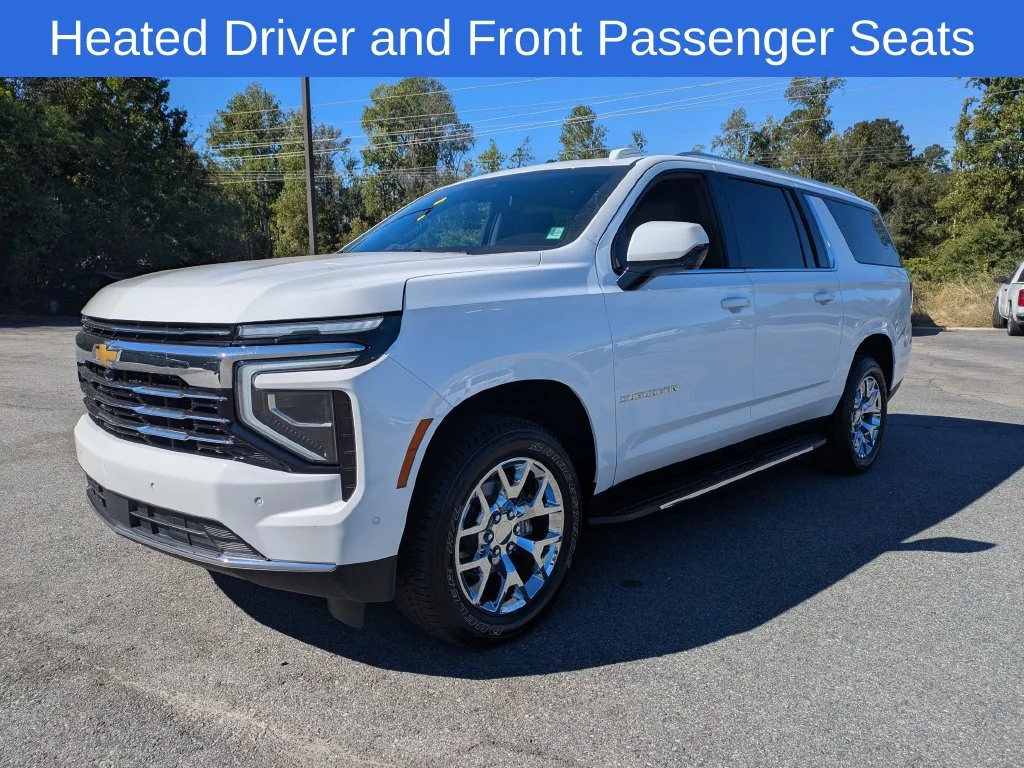 Used 2025 White Chevrolet LT image 8