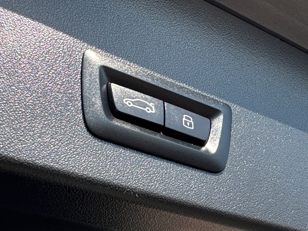 Used 2025 Gray BMW 30 xDrive image 11