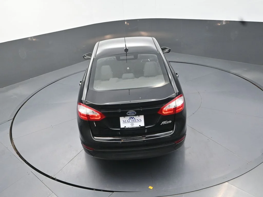 Used 2019 Black Ford S image 19