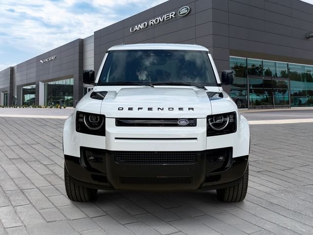 New 2026 Fuji White Land Rover X-Dynamic SE image 8