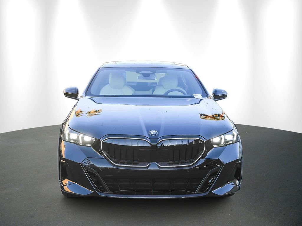 Used 2026 Black Sapphire Metallic BMW 530i image 2