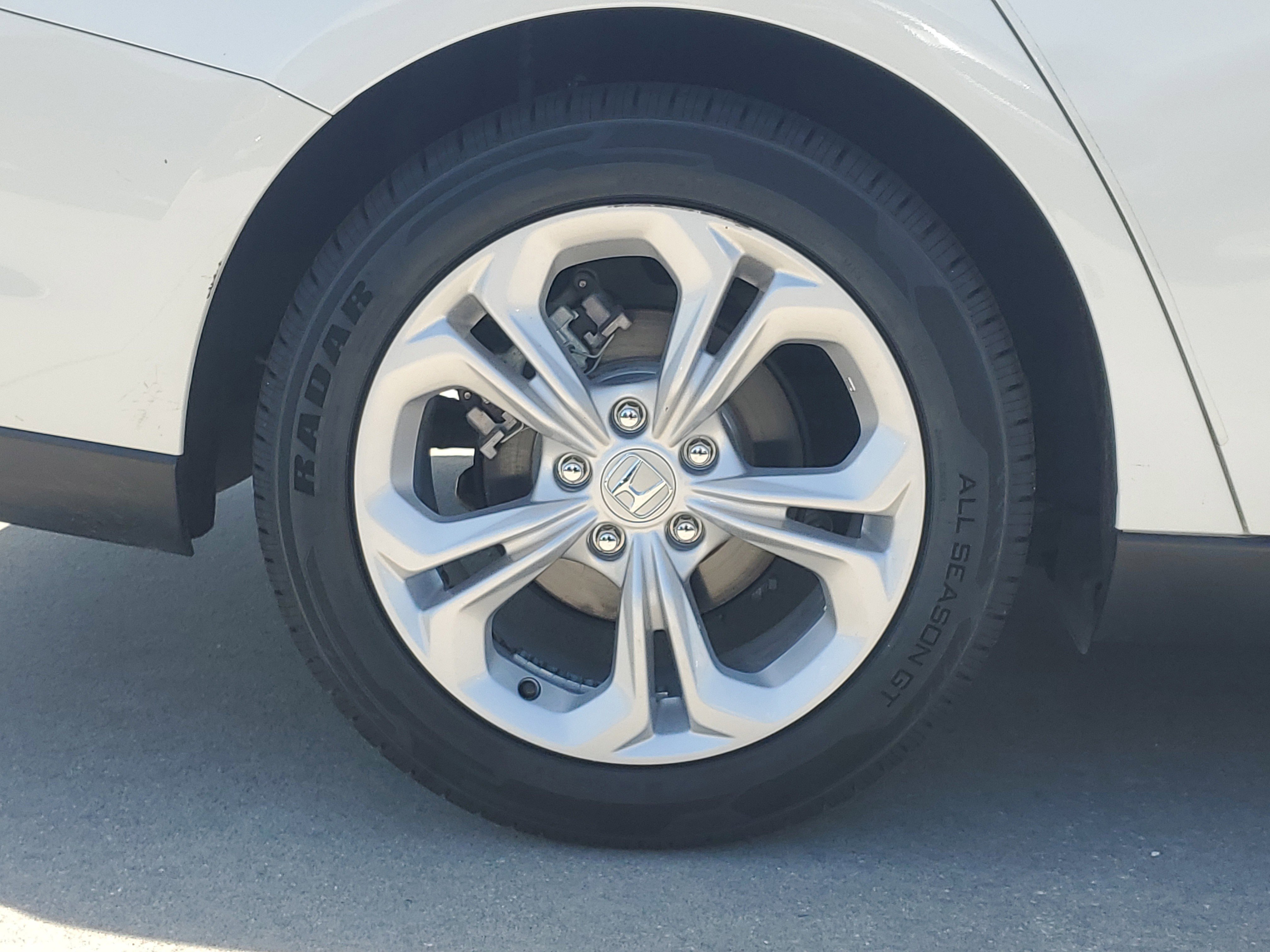 Used 2023 White Honda LX image 9