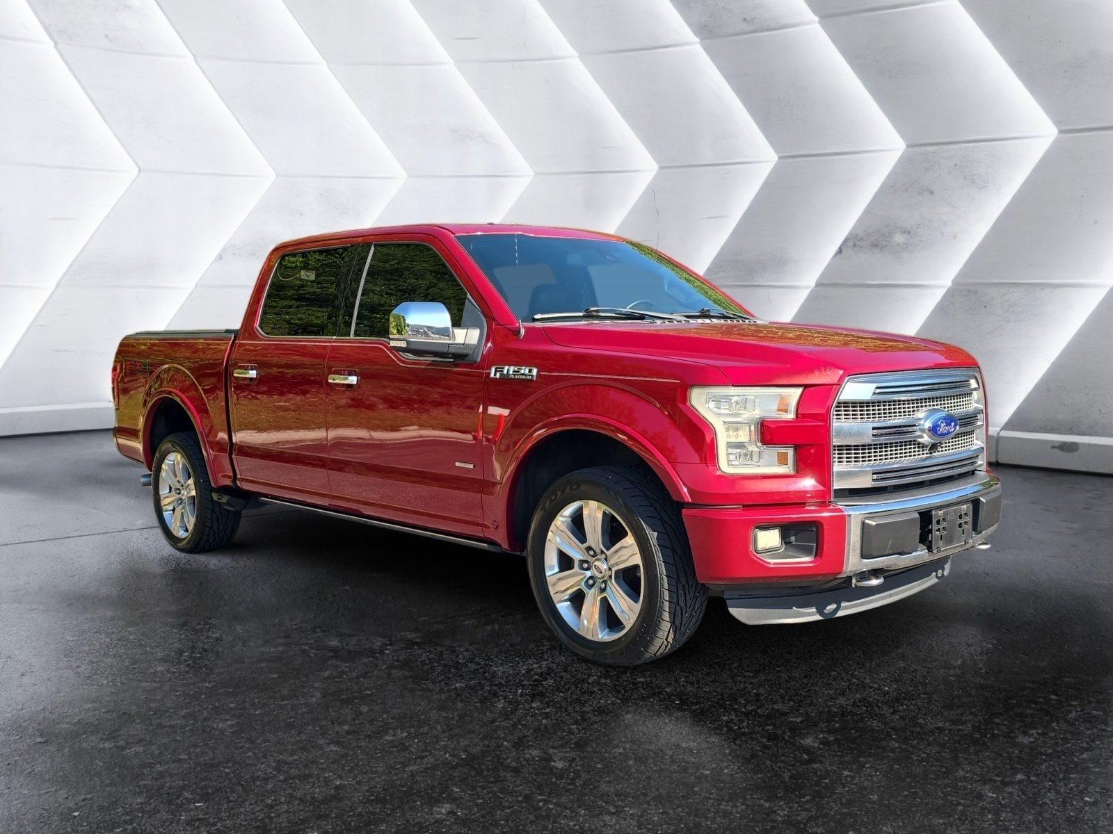 Used 2015 Red Ford Platinum image 7