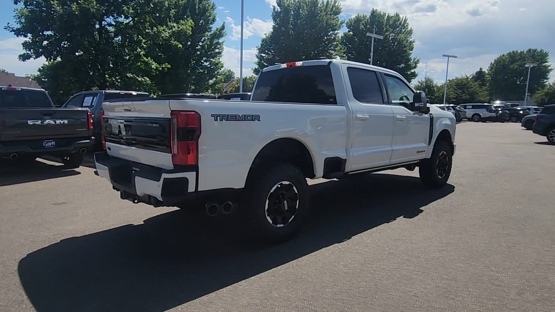 New 2026 Star White Metallic Tri-Coat Ford Platinum image 4