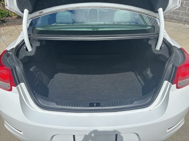 Used 2014 Summit White Chevrolet LT image 11