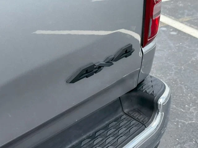 Used 2019 Silver Ram Laramie image 17