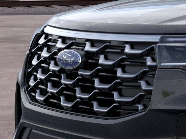New 2026 Agate Black Metallic Ford Platinum™ image 18