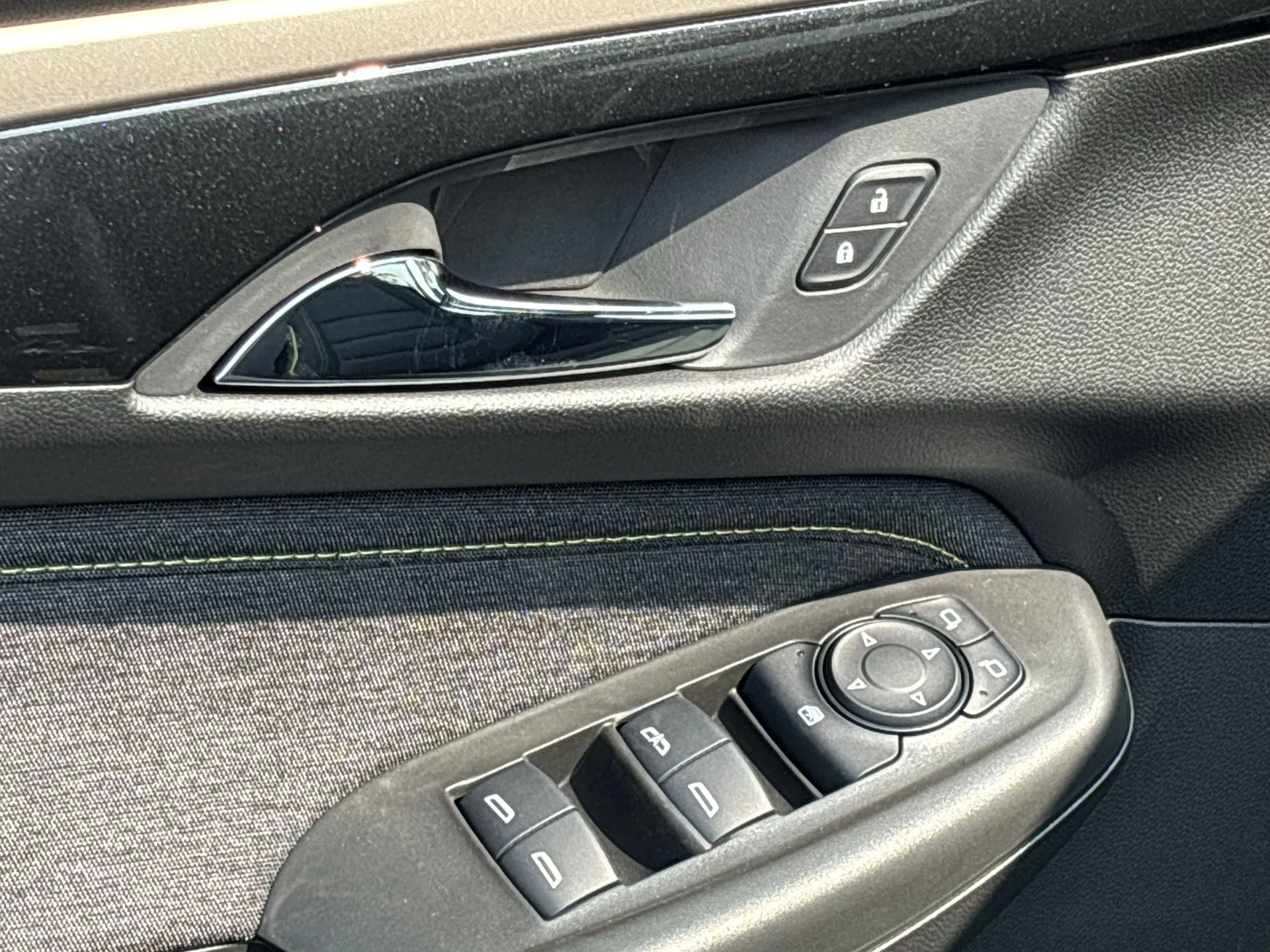 New 2025 Sterling Gray Metallic Chevrolet ACTIV image 53