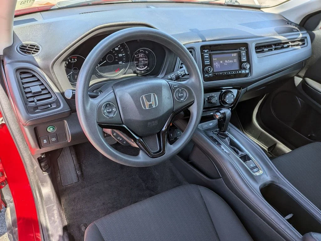 Used 2016  Honda LX image 10
